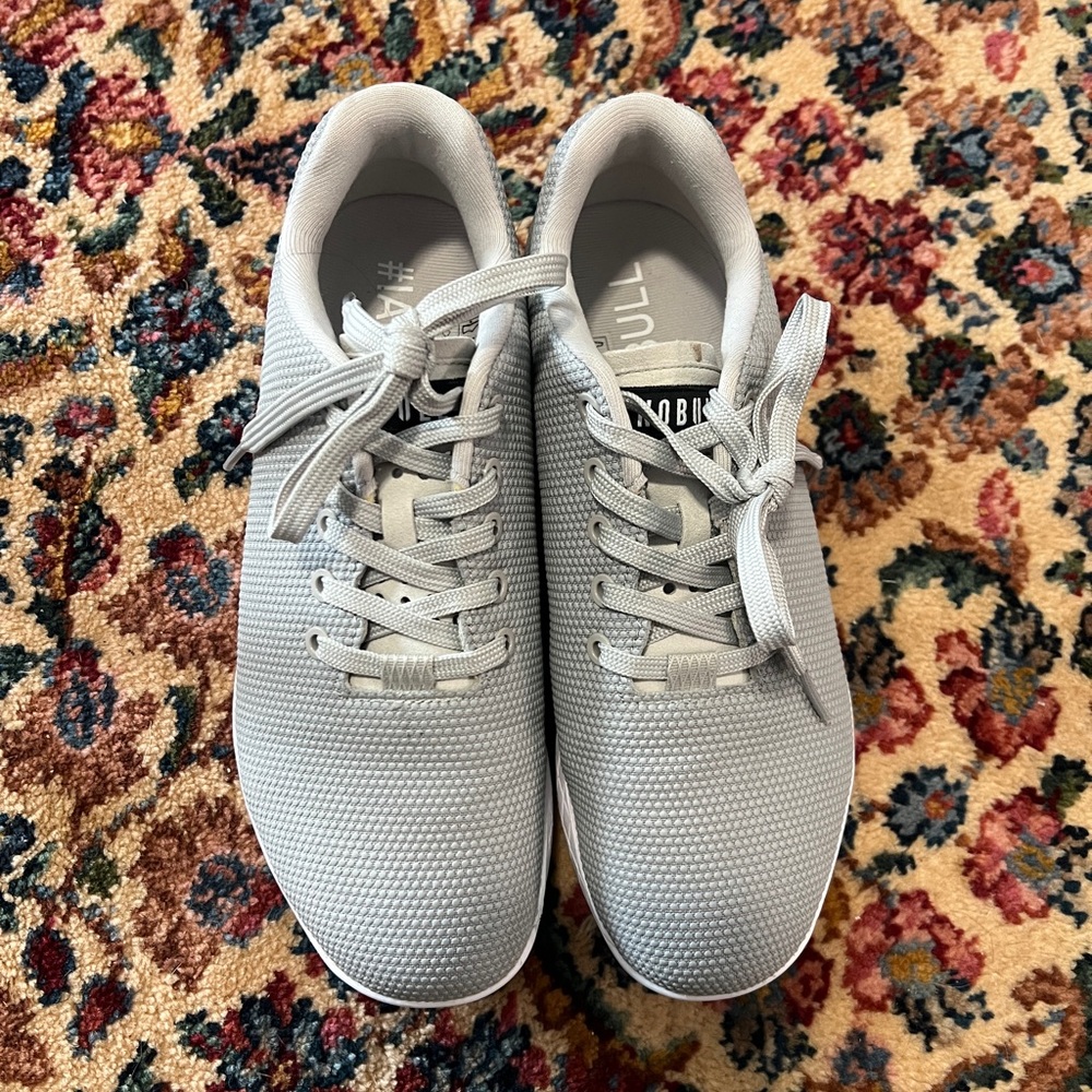 No Bull gray sneakers size 8 men’s